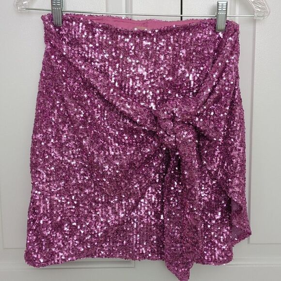 SHOW ME YOUR MUMU Why Knot Pink Sequin Skirt small - Picture 3 of 7